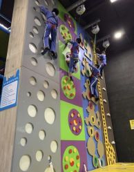 -蹦贝运动中心·蹦床·攀岩·闯关(龙岗店)