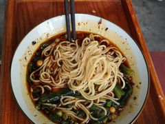 -秦云老太婆摊摊面(长嘉汇两江峯店)