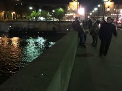 -埃菲尔铁塔