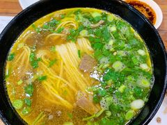 -杨记清芳牛肉拉面(京广路店)