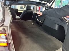-TESLA 特斯拉(上海太古汇体验店)