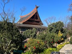 -七彩云南古滇温泉山庄