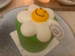 -玲婧胡同·生日蛋糕·餐厅(嘉里城店)