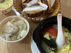 -闫家驴肉老店(华电一校店)
