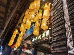 -八一路好吃街(雨田商务大厦店)