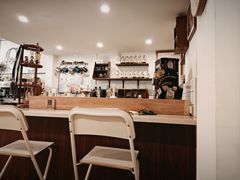 -C.Y Cafe