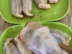 -珊珊小笼馆(仙霞路店)