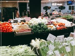 -中百仓储超市有限公司(越秀星汇维港店)