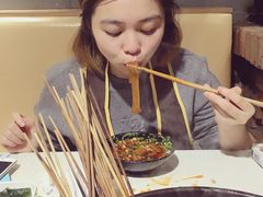 -钢管厂歆瑞源油卤串串香(春熙路太古里店)