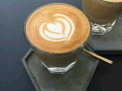 -UNI UNI(环亚凯瑟琳店)