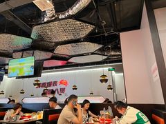 大堂-胖哥俩肉蟹煲(世茂国际广场店)