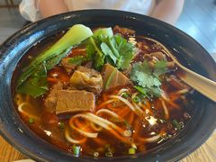 -李先生牛肉面大王(上海站南广场店)