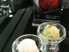 玫瑰+开心果gelato-BLACKSWAN黑天鹅(环球店)