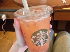 冰摇桃桃乌龙茶-星巴克臻选(宁波天一广场店)