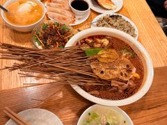 -嘉州叶婆婆钵钵鸡(建设路店)