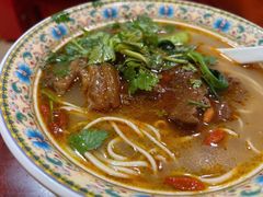 半筋半肉面-金杨拉面王小吃面馆·牛三宝面·红烧牛肉粉