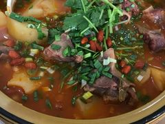 烩牛尾骨-苏莱特色牛骨滩羊手抓馆(长城东街总店)