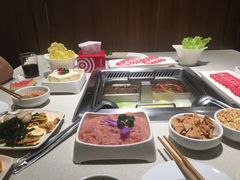 -海底捞火锅鲜切牛肉主题店(长寿路店)