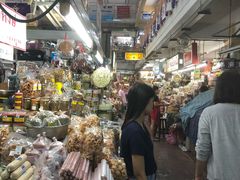 -瓦洛洛传统市场