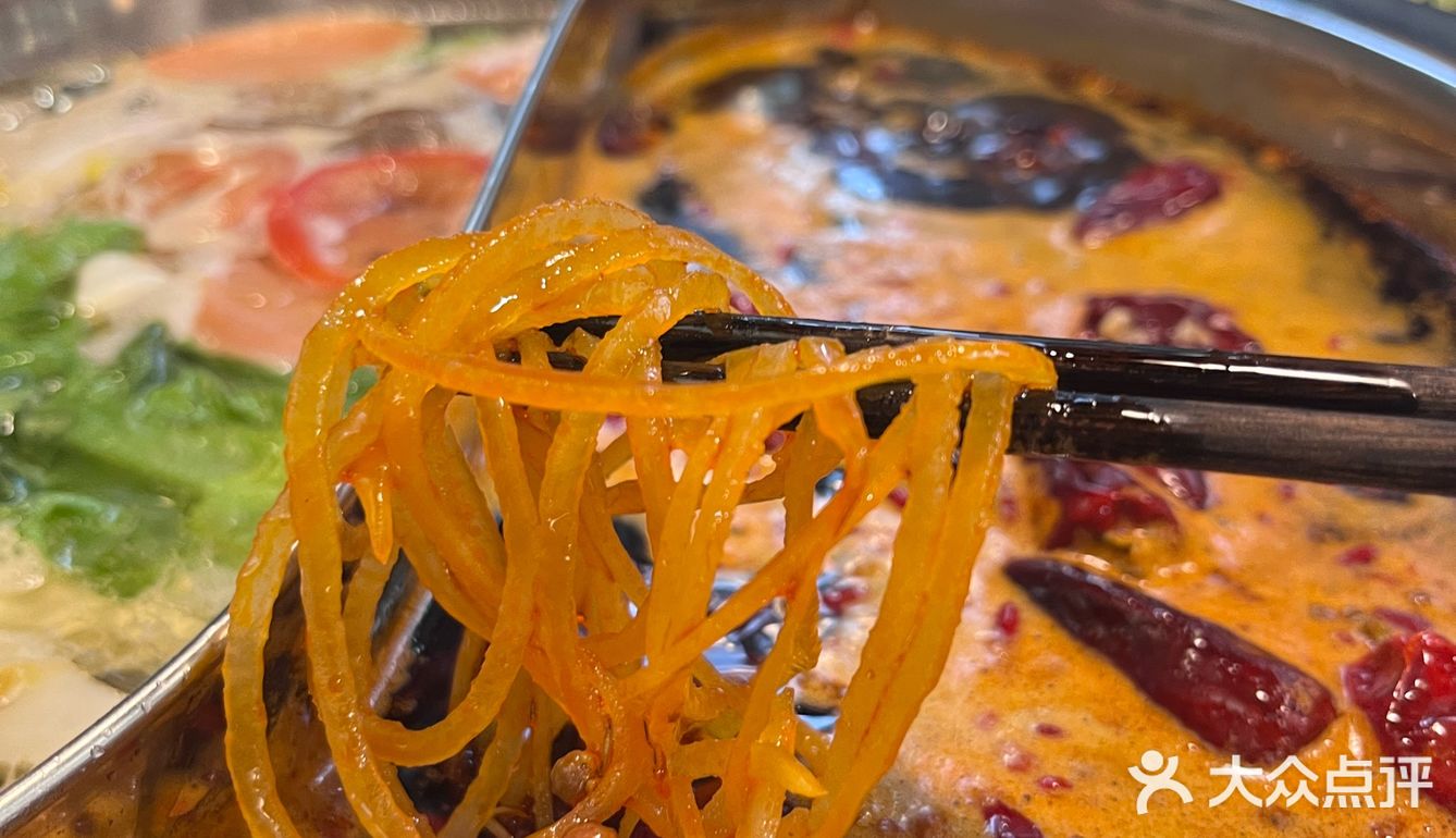 DDK很火爆的社区火锅