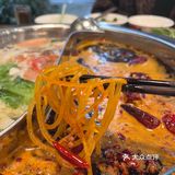 DDK很火爆的社区火锅