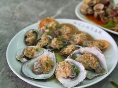 -四川小胡子海鲜(丁村万人海鲜广场店)