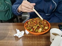 -玲玲米粉·新疆现炒米粉(大十字总店)
