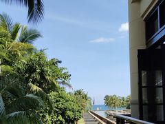 -亚龙湾喜来登·美景台大堂吧