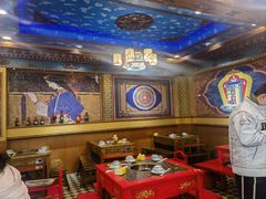 -金鼎雪山牦牛杂火锅(理县总店)