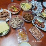 一口穿越到延边|这家朝鲜族饭店太绝了