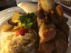 脆皮烤猪肘-Paulaner·德国帕拉娜自酿啤酒餐厅(海上世界店)