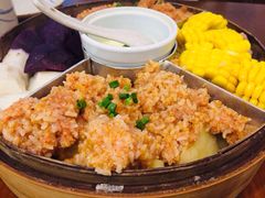 -黄桷树曹家私房菜(江与城店)