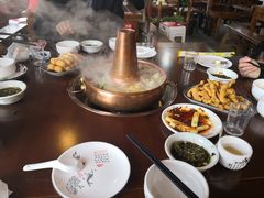 -岳记兴隆·青城腊排铜火锅(融创店)
