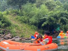 -安吉龙王山峡谷漂流