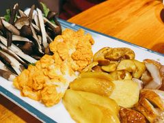 -滇小鱼·云南野生菌火锅(上杭路店)