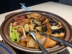 茅台酒曲干巴菌火焰菌焖鸡-黔香阁·味(花木店)