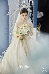 点击看大图 -予白婚纱礼服馆