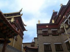 -噶丹松赞林寺