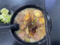 -花溪巷牛肉粉(泉城路店)