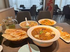 -三牛家厨(长江路店)