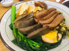 -狮头牌卤味研究所·卤味饭(花城汇南区店)