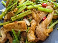 -八次方密云水库鱼粘卷子·熏鸽子·农家菜