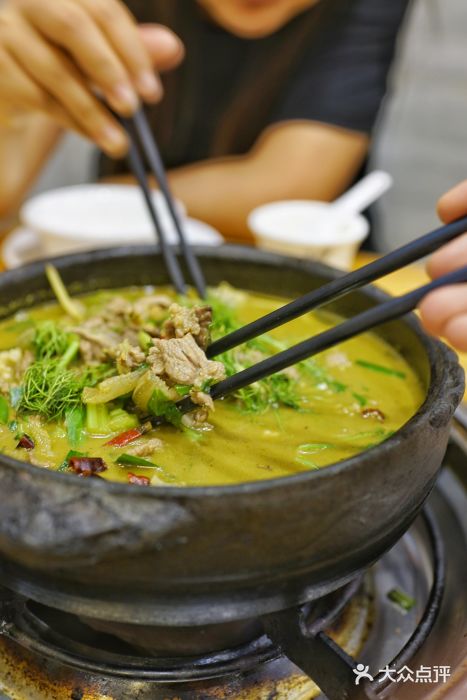 榕江牛瘪牛肉火锅牛瘪火锅图片