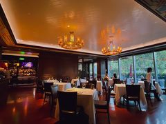 -Wolfgang’s Steakhouse 沃夫冈牛排馆(上海白玉兰广场店)