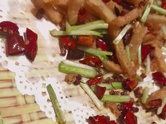 -肥肥虾庄·金牌油焖大虾(杨园滨江时代walk店)