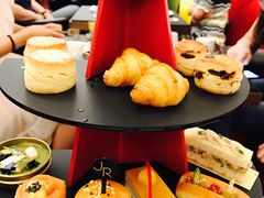 -Salon de The de Joel Robuchon(外滩18号店)