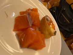 -怡咖啡海鲜自助餐厅(浦东香格里拉店)