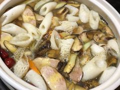 野生菌汤锅-大理董·董家小厨野生菌火锅(古城旗舰店)