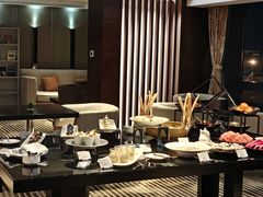 -上海中航虹桥机场泊悦酒店