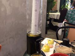 -刘姐啤酒鱼民族演艺餐厅(西街总店)